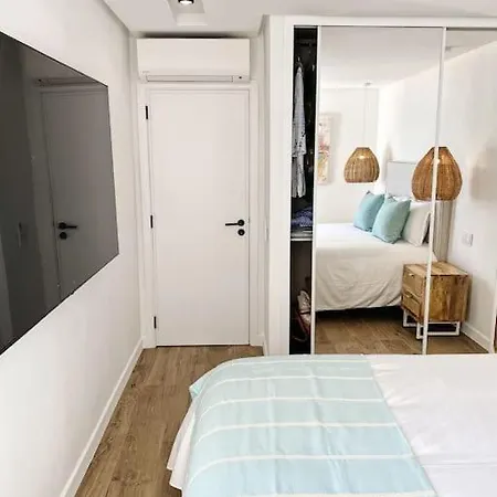 Front Sea Appartement *