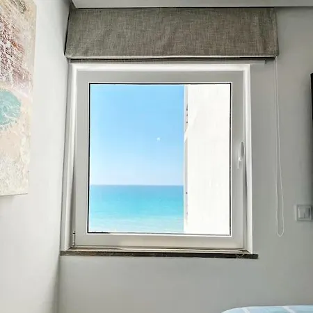Front Sea Apartman