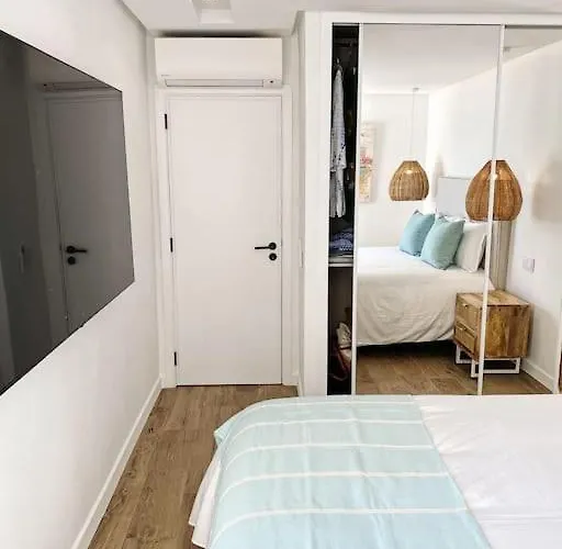 Front Sea Lägenhet *